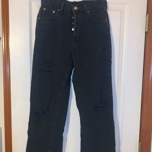 black aeropostale jeans in size 6